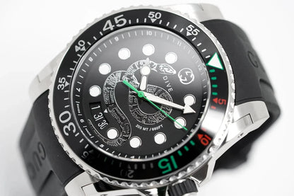 Gucci Dive YA136217 45mm Swiss Made Silicone Strap Black Dial Wrist Watch - NEW