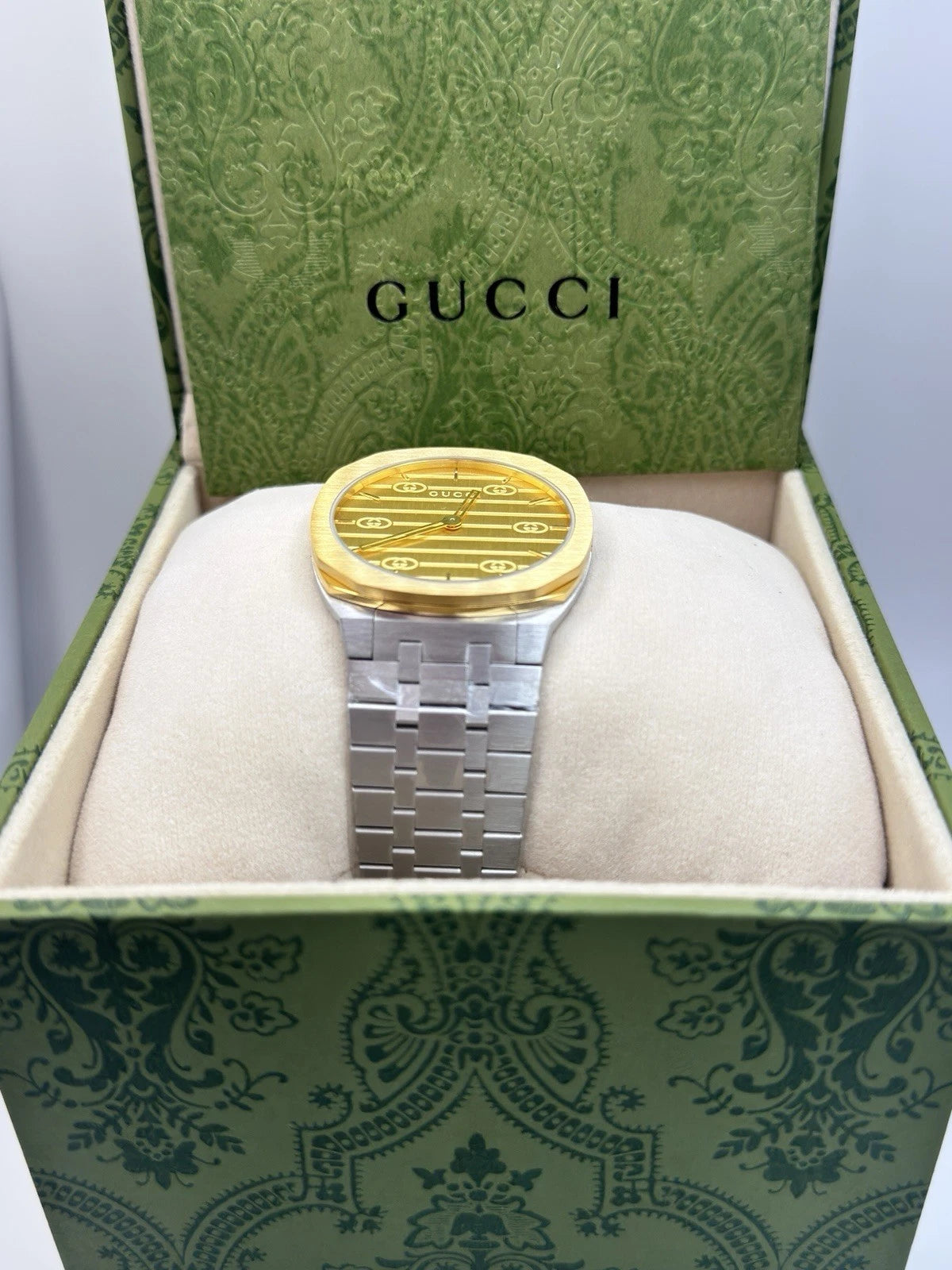 New Gucci 25H Golden Brass Dial YA163405 38mm Swiss Quartz Men's Watch - Silver