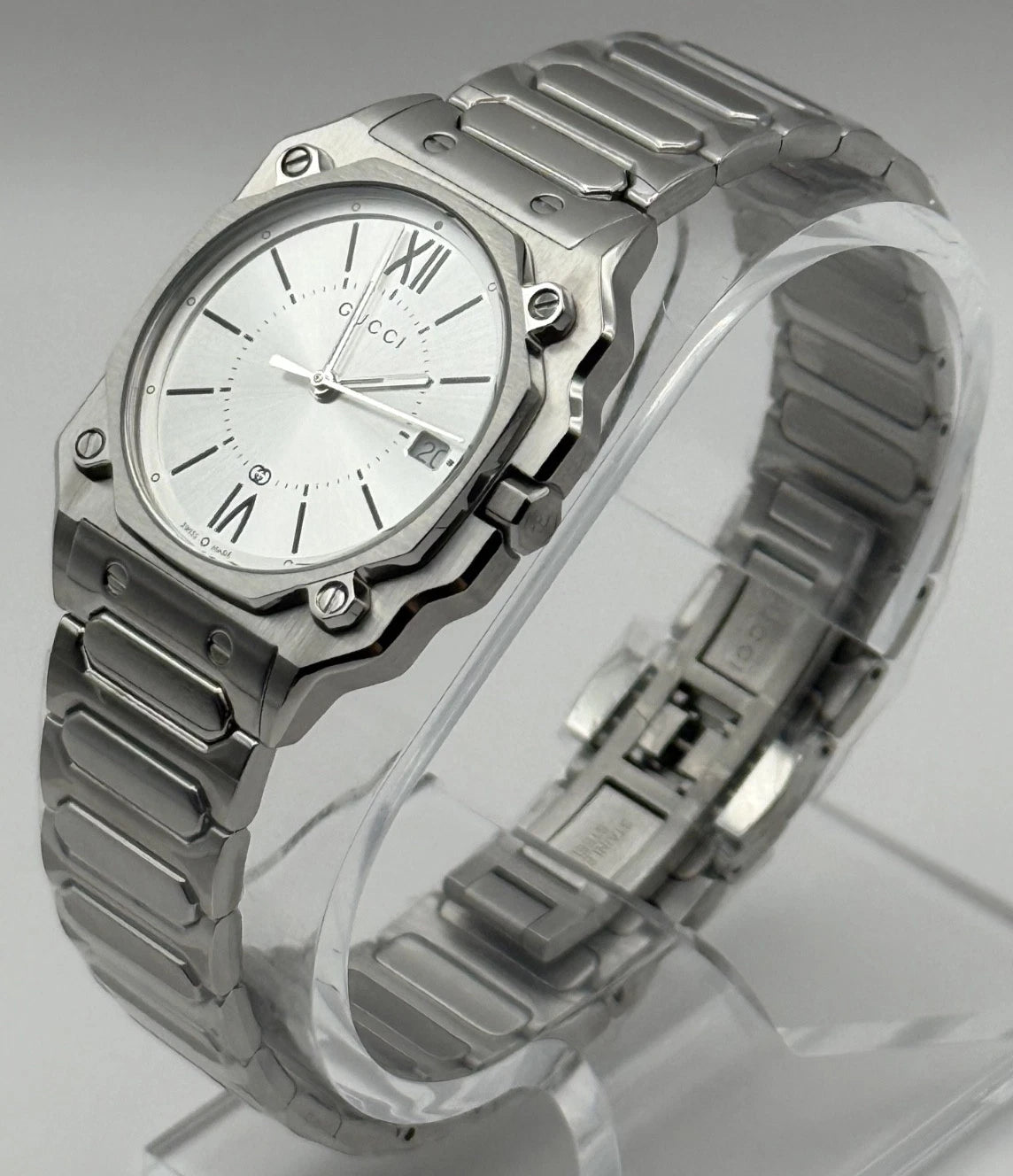Gucci G-Flat Quartz Stainless Steel 30mm Silver Dial Women's Watch YA166504